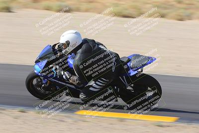 media/Oct-08-2022-SoCal Trackdays (Sat) [[1fc3beec89]]/Turn 9 Inside (10am)/